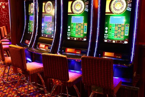 one-hundred-forty-nine live casino tables